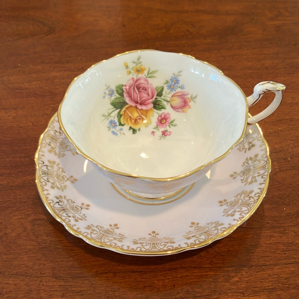 Paragon vintage bone china teacup & saucer, white, gold, pink yellow roses